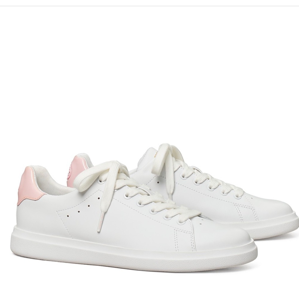 Tory Burch Howell Sneakers in White/Pink